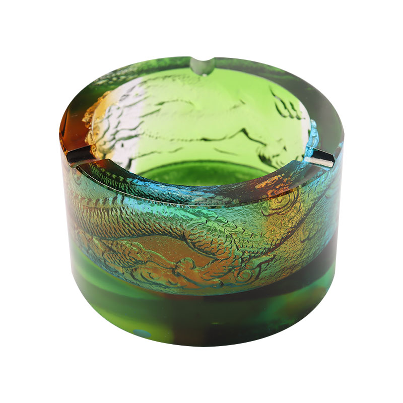 Speculum ashtray cum draconis e-of-mari exemplaris