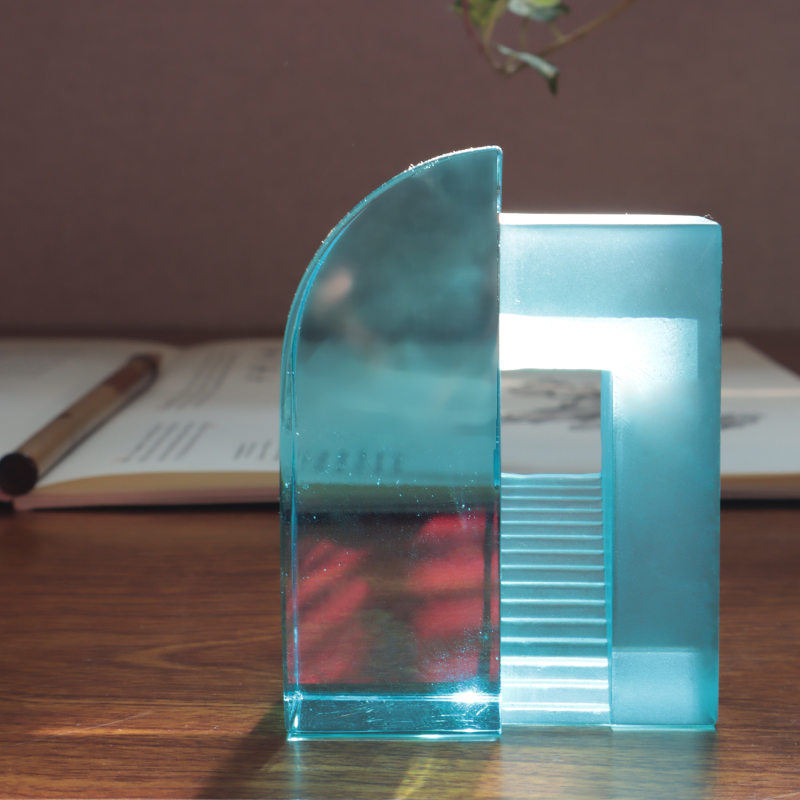 Gradiens hyacintho felix vitreum Sinensium ornamenta