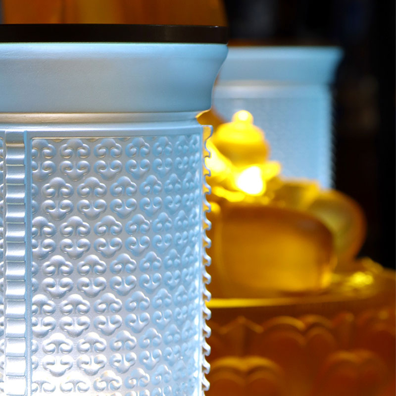 Caeruleae Ruyi series vitreae Buddhisticae altaria